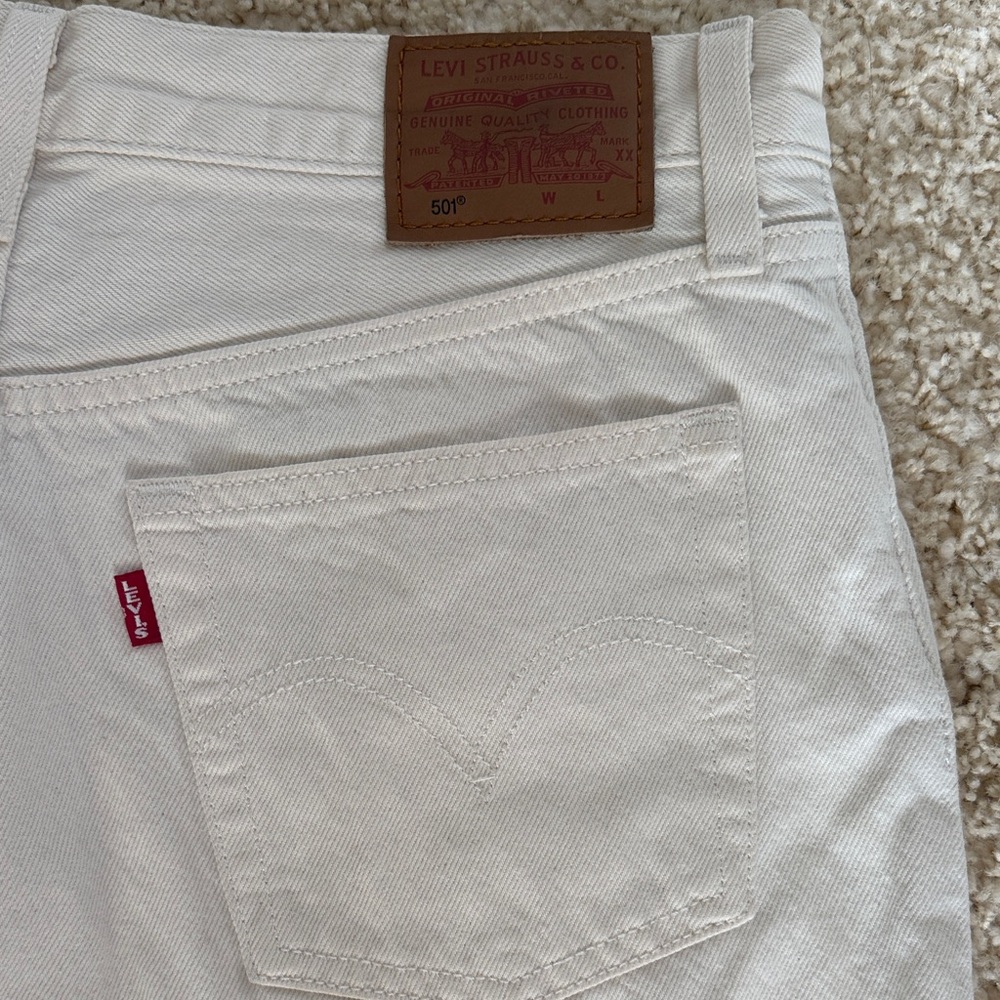 Levi's White Distressed Jeans